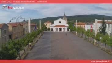 Webcam Salle Piazza Beato Roberto Live