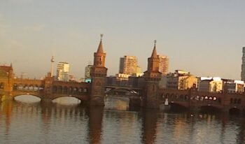 Berlin Oberbaumbrücke Webcam Aktuell Live